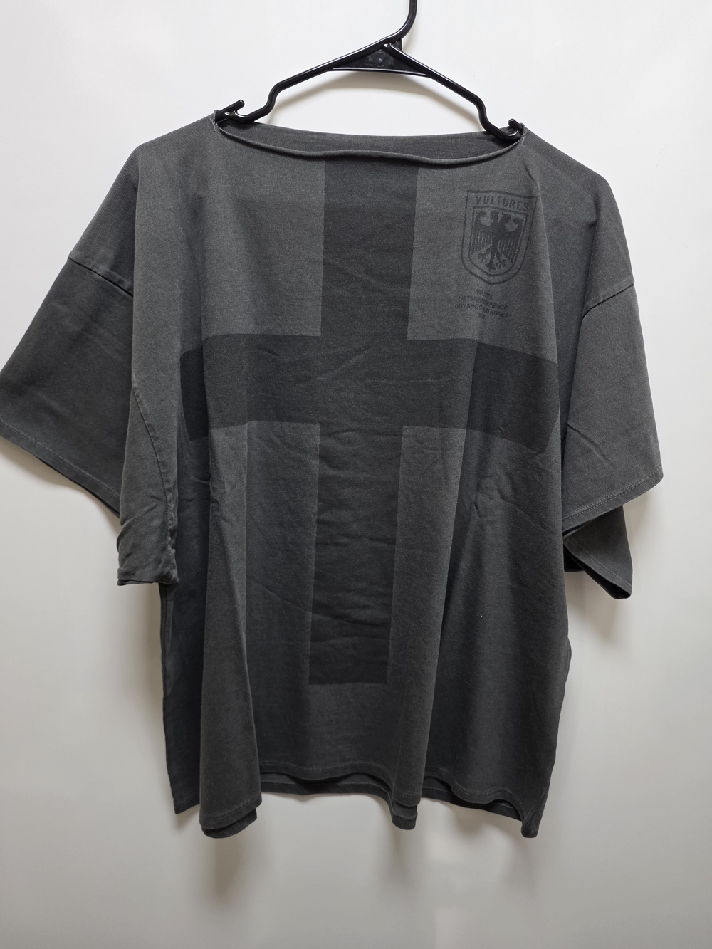 Yeezy Oversized Short-Sleeve Crewneck T-Shirt in Charcoal